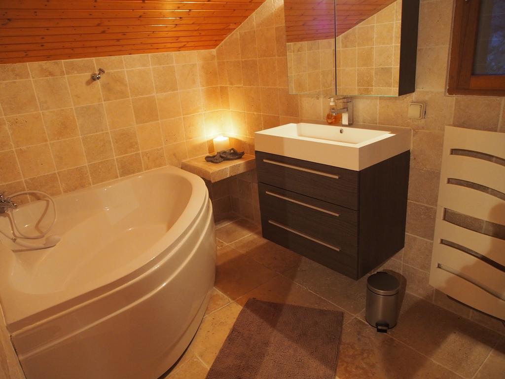 ברידס-לס-באן Chalet Greystone חדר תמונה